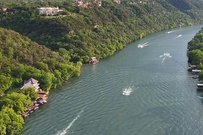 2 hr Lake Austin Boat Cruise. BYOB (Private - up to 12 guests) - On-board comfort: what the 2024 Bentley pontoon setup means for you