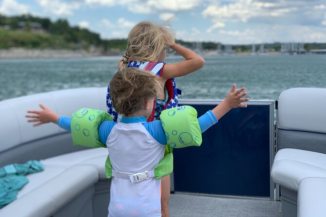 3 Hour Private Boat Charter on Lake Austin for up to 12 People - The Stop at Austin’s Famous Golf Course: Icons From a New Angle