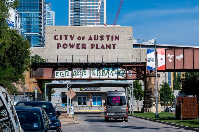 Austin and Hill Country Sightseeing Tour - Pennybacker Bridge and Lake Austin: the scenic drive that makes sense