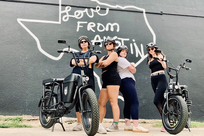 Austin Biker Gang E-Bike Tour - Sixth Street and the Paramount Theatre: Classic Downtown Energy
