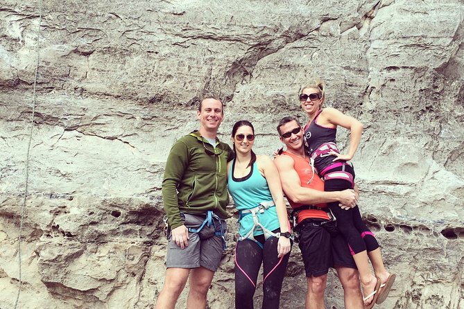 Austin Guided Outdoor Climbing Experience - The Austin Greenbelt Lesson: Belay, Knots, and Real-World Communication