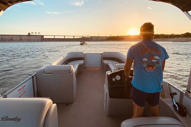 Austin Lake Travis Barge Crawl Bar Hopping Tour by Boat - Drinks, the Cooler, and How to Avoid an Expensive Night