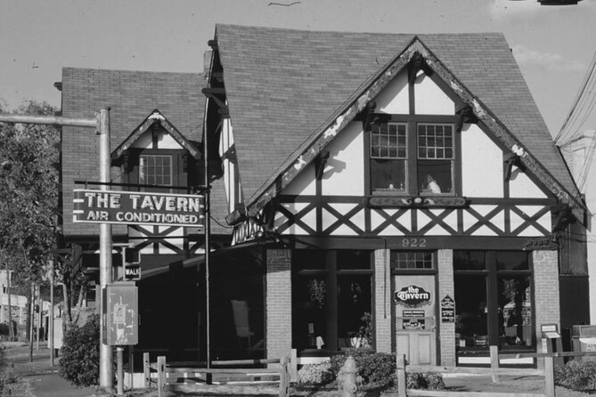 Austin’s Haunted Ghost & Murder Tour - The Walk, Timing, and What to Bring for Comfort