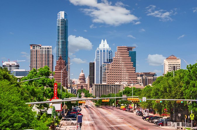 Austin’s Treasures Private tour: A Heroic Downtown Discovery Walk - ACL Live and the Moody Theater: music culture in a real setting