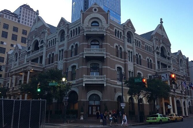 Austin Small Group Morning Walk - The Driskill Hotel Lobby Stop: The Indoors Moment That Feels Like a Bonus