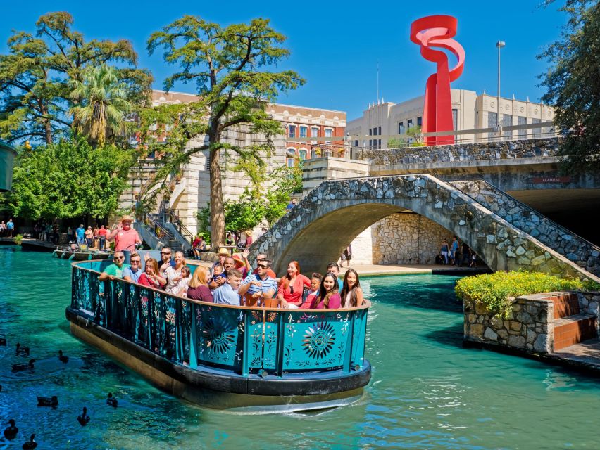 Austin to San Antonio Day Trip: Alamo Tour & Boat Cruise - The Alamo guided tour: what to look at when it gets real