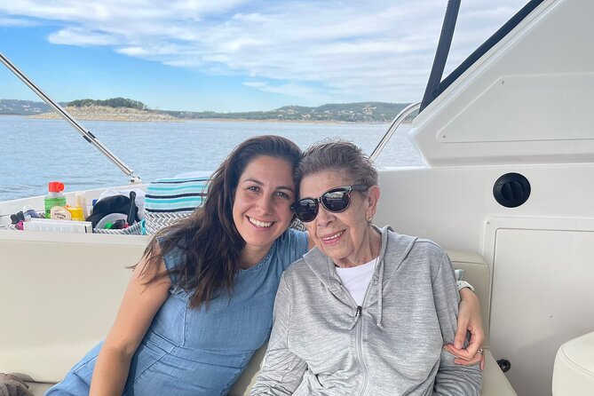 Austin Yacht Charter Experience on Lake Travis - Food onboard: chef-prepared lunch and fruit-infused non-alcoholic drinks