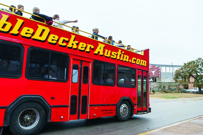Double Decker Austin Single Loop Sightseeing Tour - Live Commentary on a Loop: What the Guides Add (and What to Keep in Mind)