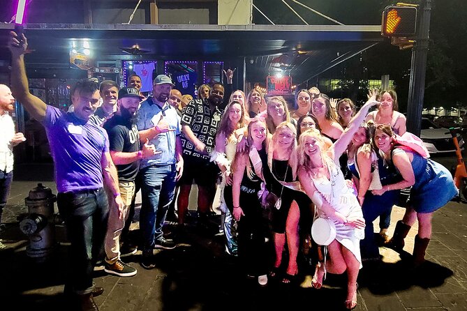 Downtown Austin VIP Bar & Club Crawl - Pace, group size, and the walking reality