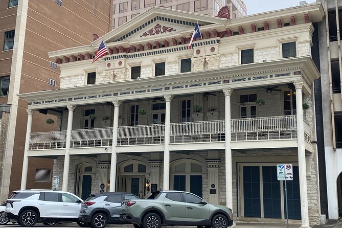 Film Locations & Movie Trivia In Downtown Austin - Start to Finish: Your Route From 11th Street to the Willie Nelson Statue
