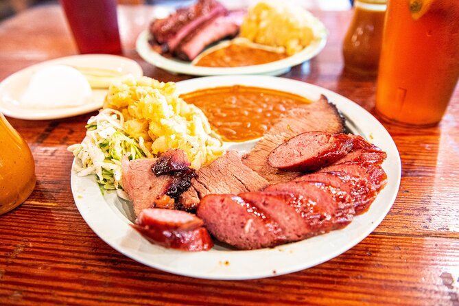 From Austin: Hill Country BBQ & Wine Shuttle - Getting Started at the Austin Visitor Center (Parking and Timing)