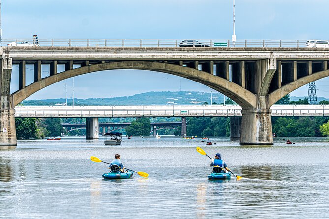 Guided Downtown Skyline Kayak Tour in Austin - Included gear and how the guide makes the difference