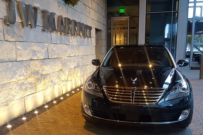 Private Airport and Hotel Transfer Services in Austin - From AUS to Downtown, With a Real Meet-and-Greet