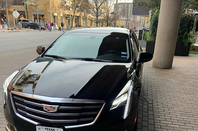 Private Airport and Hotel Transfer Services in Austin - The 26-Minute Ride: Fast, Direct, and Focused on Comfort
