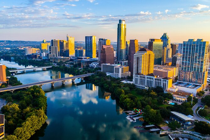 San Antonio Driving Tour From Austin with Boat Cruise & The Alamo - The easy day structure: Austin pickup to San Antonio hits