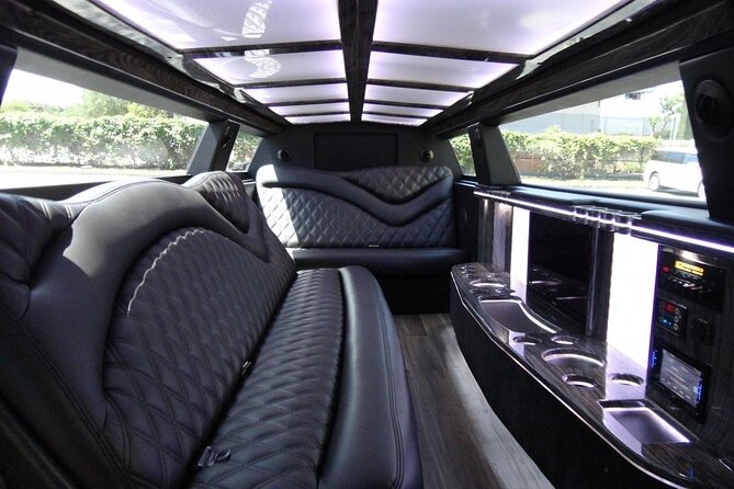 Texas Hill Country Group Wine Tour by Limousine - Limo ride details that make the day smoother